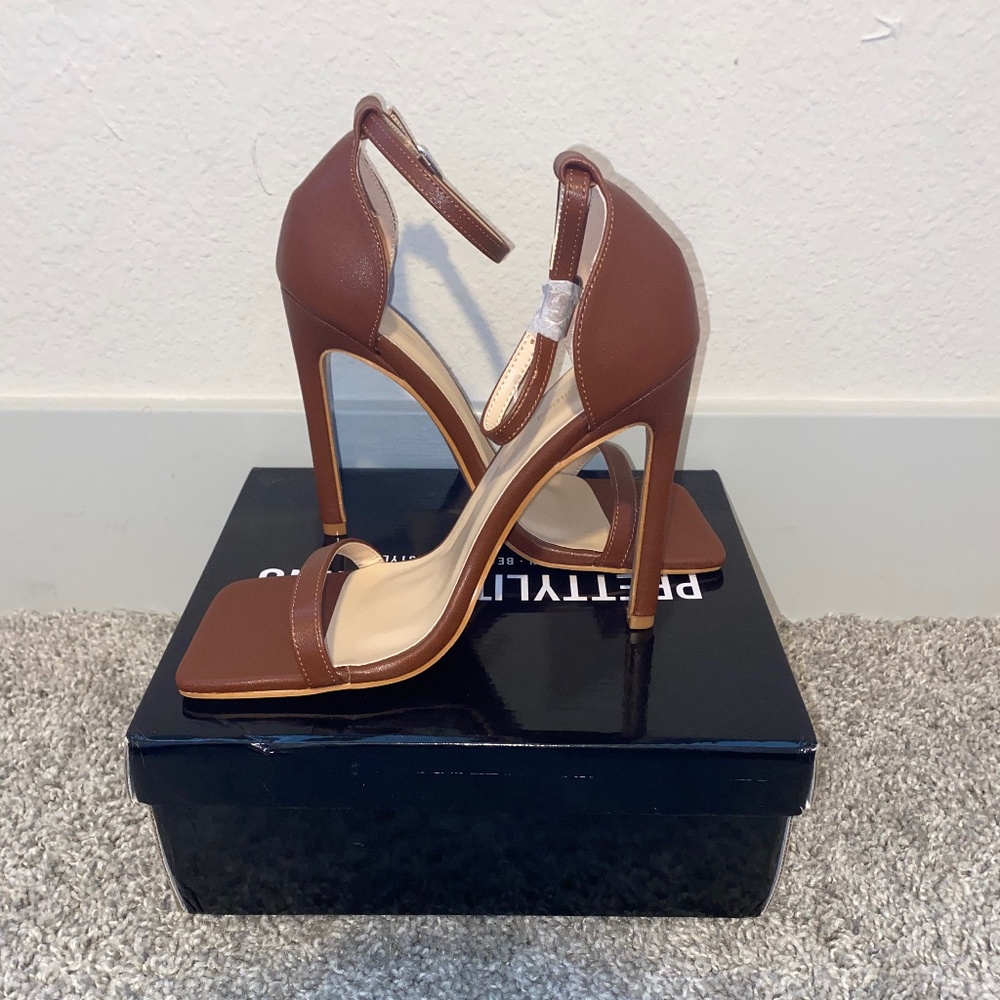 Sandal Pumps